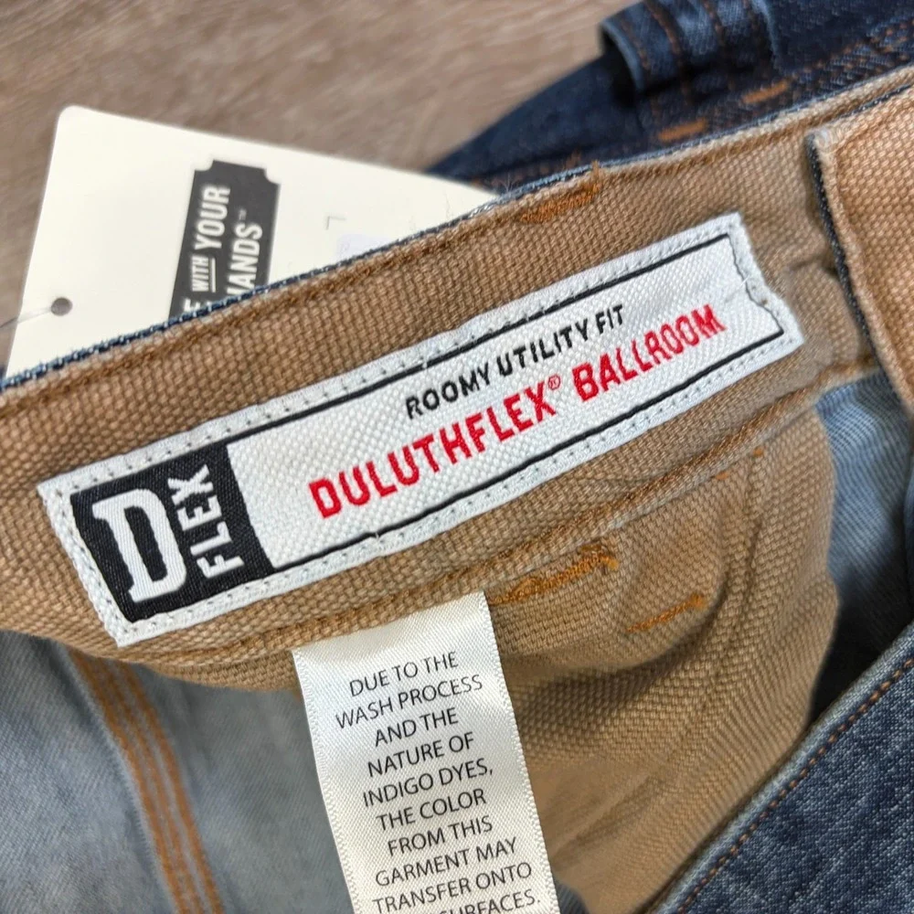 NWT Duluth Flex Ballroom Carpenter Jeans 34x32 Denim Roomy Utility Fit